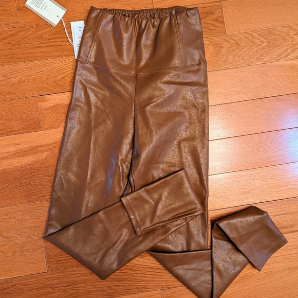 NWT Aritzia Wilfred Free Daria Leggings in Cognac - Picture 3 of 5